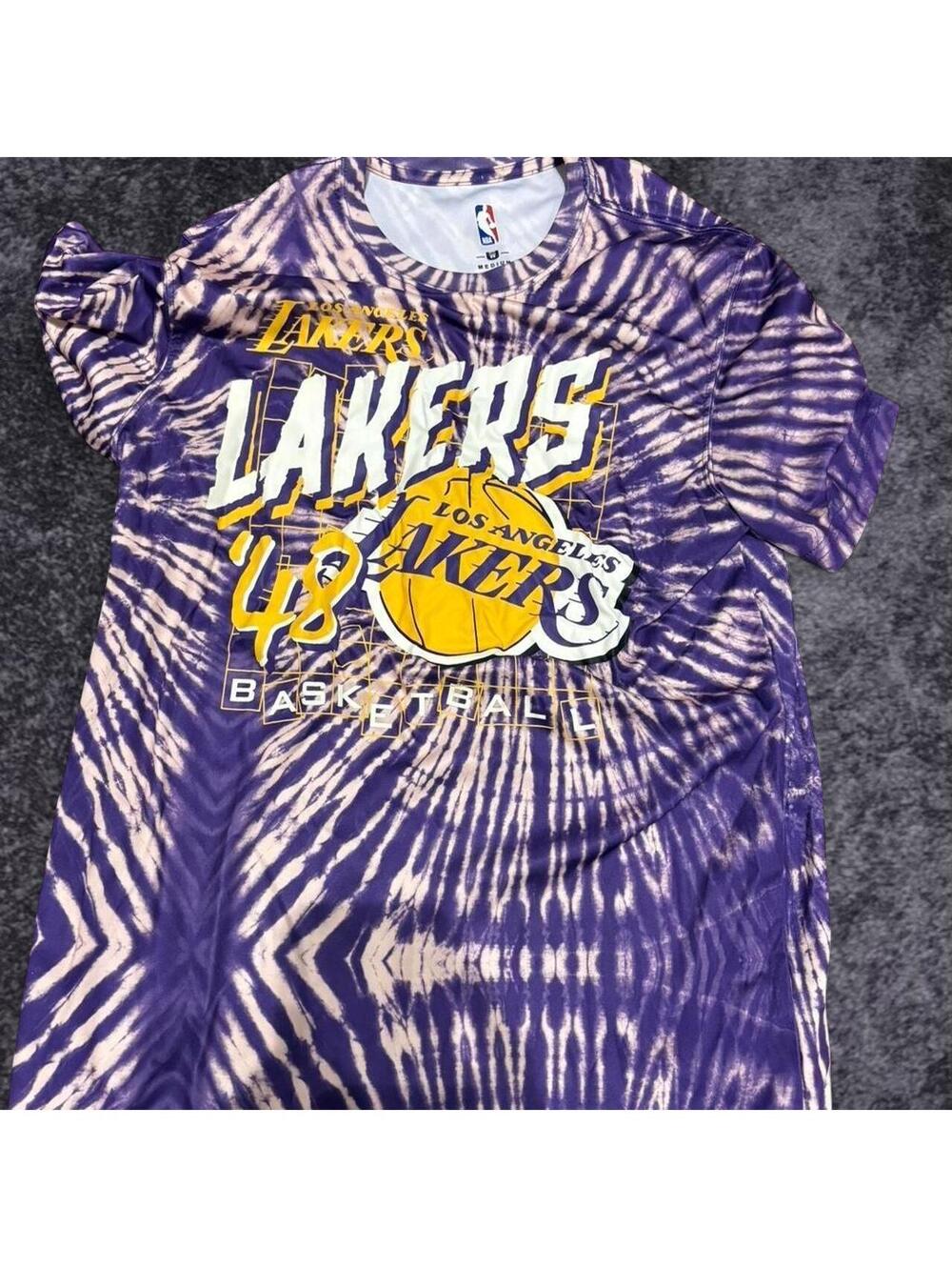 Dri-FIT tie dye Lakers shirt 💜💛